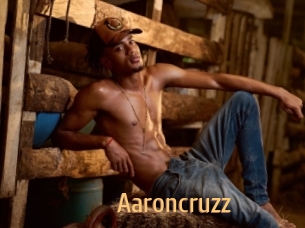 Aaroncruzz