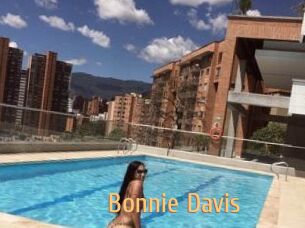 Bonnie_Davis