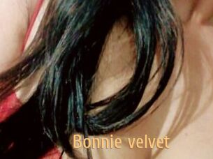 Bonnie_velvet