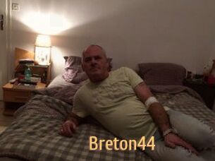 Breton44