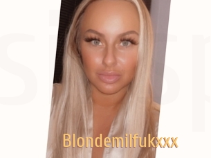 Blondemilfukxxx