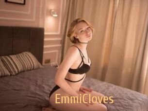 EmmiCloves