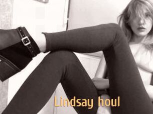 Lindsay_houl