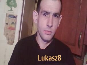 Lukasz8