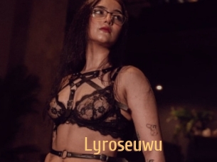 Lyroseuwu