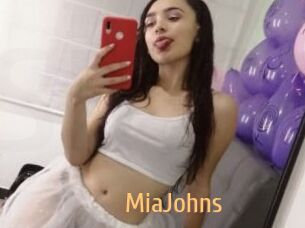 MiaJohns