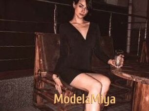 ModelaMiya