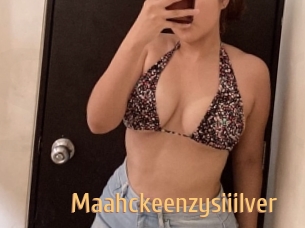 Maahckeenzysiiilver