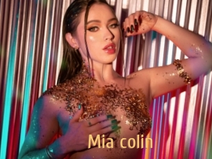 Mia_colin