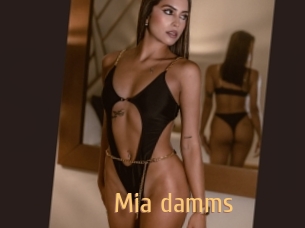 Mia_damms