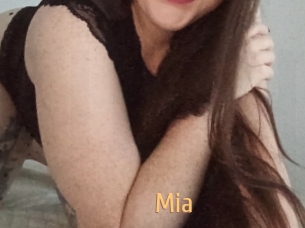 Mia