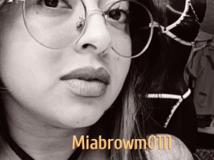 Miabrowm0111