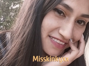 Misskinkyxx