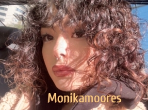 Monikamoores