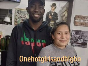 Onehotgirlsandbigbo