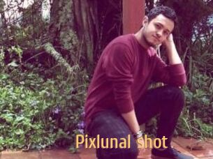 Pixlunal_shot