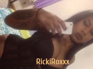 RickiRoxxx