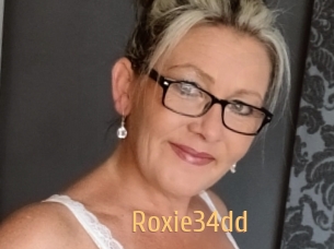 Roxie34dd