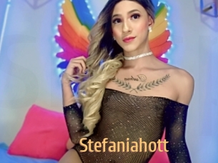 Stefaniahott