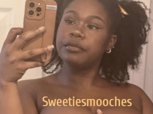 Sweetiesmooches