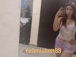 Yeseniahott88